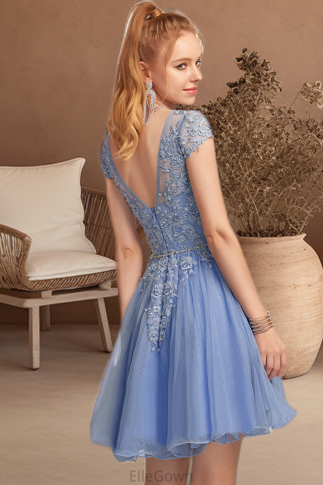 Yamilet A-line Scoop Short/Mini Tulle Homecoming Dress With Beading Appliques Lace DEP0020547