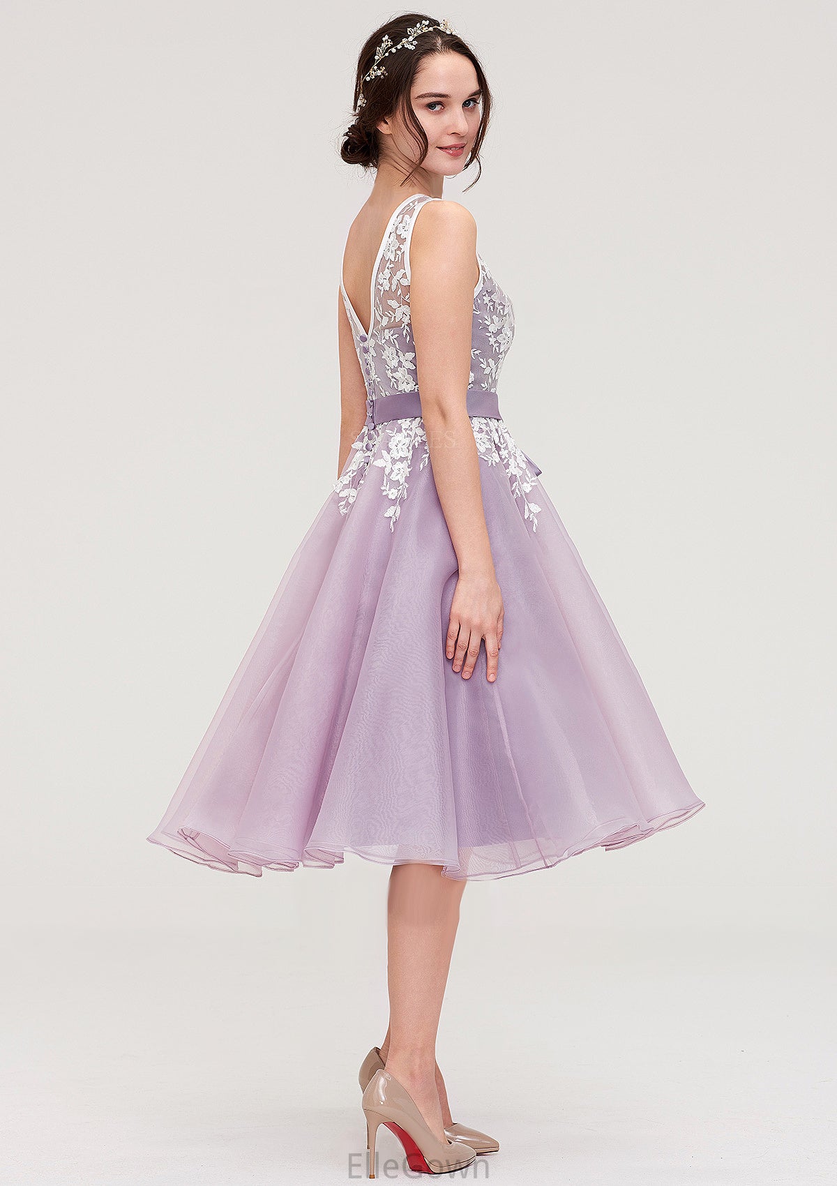 Bateau Sleeveless Organza Knee-Length A-line/Princess Bridesmaid Dresses With Sashes Lace Adeline DEP0025358