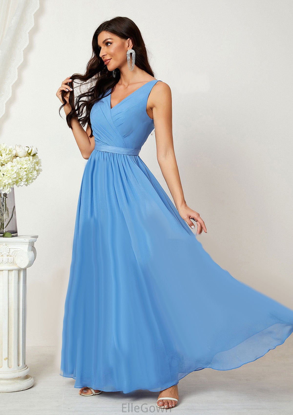 A-line V Neck Sleeveless Chiffon Long/Floor-Length Bridesmaid Dresses With Pleated Jaqueline DEP0025360