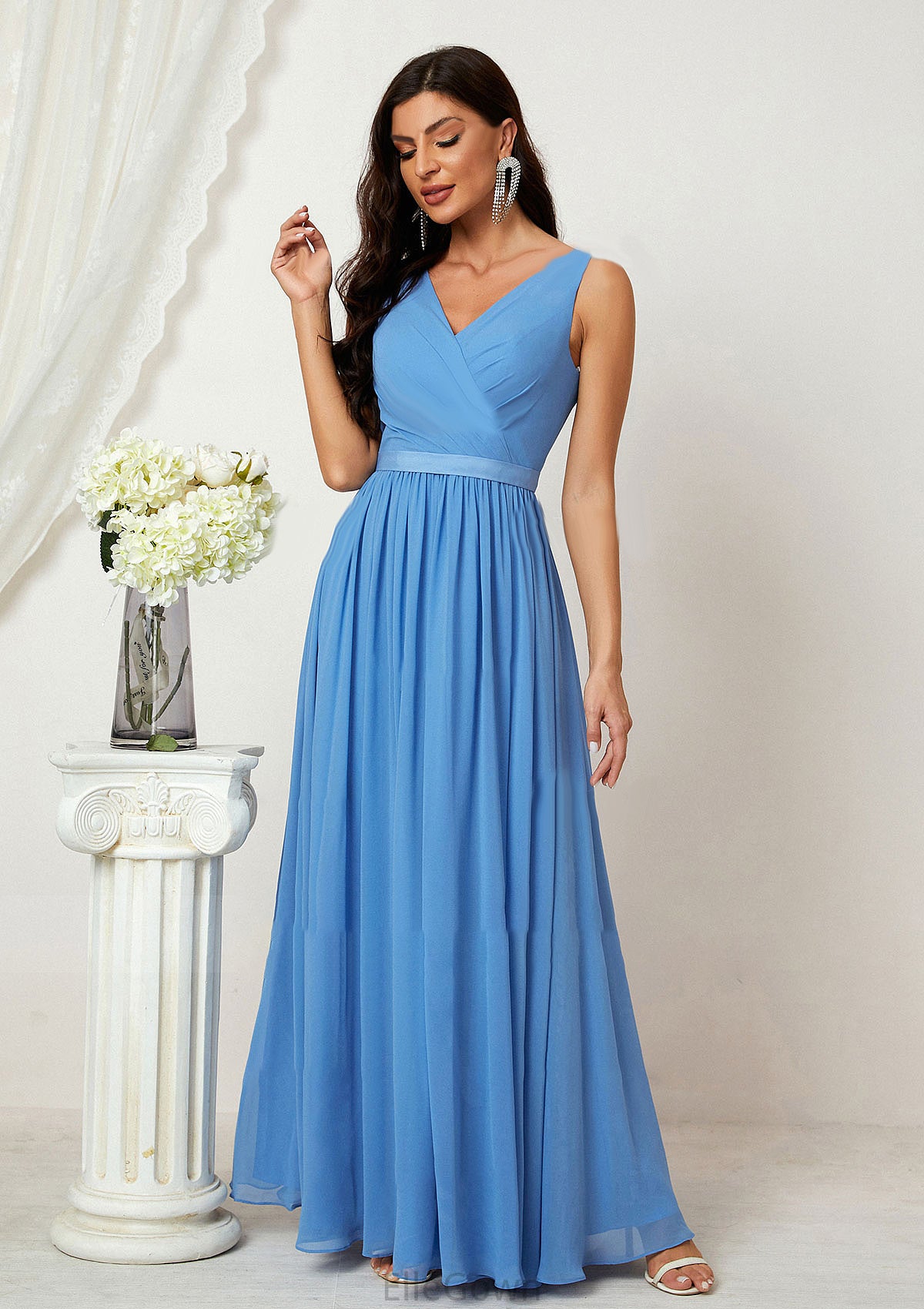 A-line V Neck Sleeveless Chiffon Long/Floor-Length Bridesmaid Dresses With Pleated Jaqueline DEP0025360