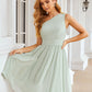 A-line One-Shoulder Sleeveless Chiffon Knee-Length Bridesmaid Dresses With Pleated Ireland DEP0025379