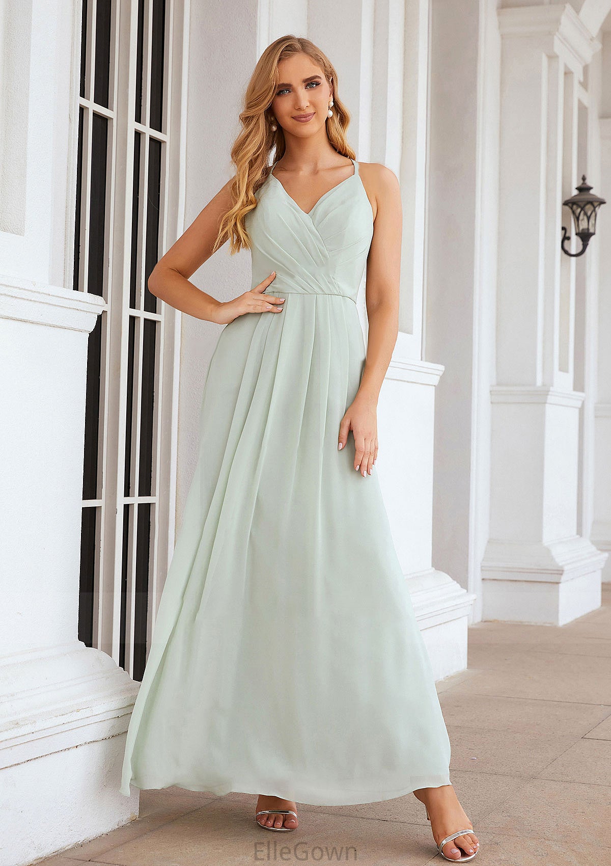 A-line V Neck Sleeveless Chiffon Long/Floor-Length Bridesmaid Dresses With Pleated Haven DEP0025385