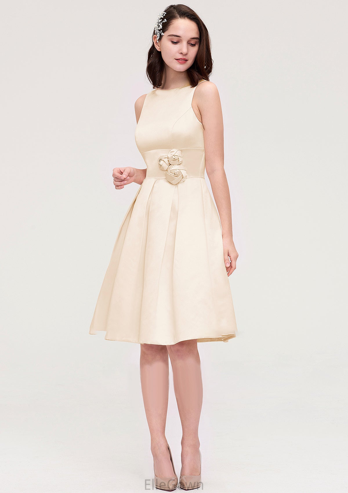 Sleeveless Bateau Knee-Length Satin A-line/Princess Bridesmaid Dresses With Pleated Flowers Sanaa DEP0025425