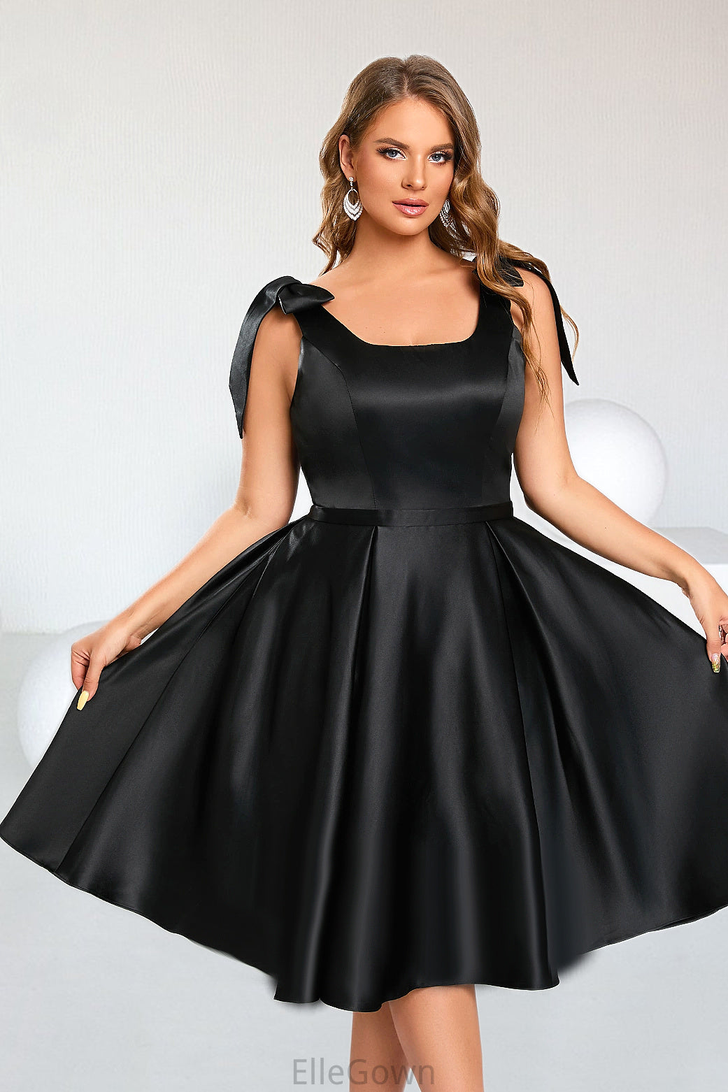 Dana A-line Square Knee-Length Satin Homecoming Dress With Bow DEP0020556