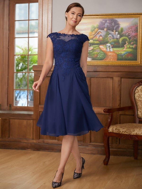 Judy A-Line/Princess Chiffon Lace Scoop Sleeveless Knee-Length Mother of the Bride Dresses DEP0020368