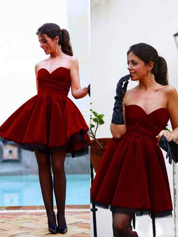 2024 Ball Gown Sweetheart Sleeveless Ruched Leila Homecoming Dresses Pleated Cut Short/Mini