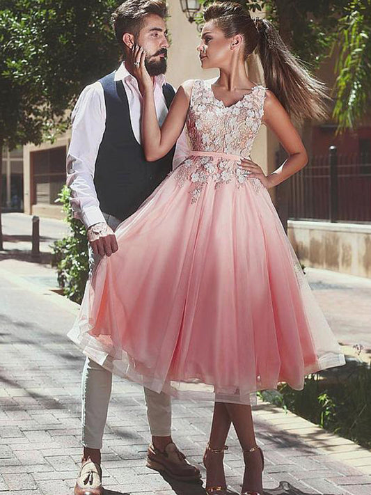 Aryana Homecoming Dresses 2024 A-Line V Neck Sleeveless Applique Beading Organza Tea-Length