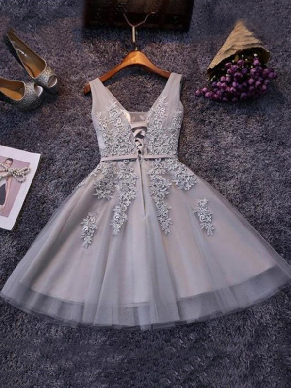 Tulle Sash/Ribbon/Belt Molly Homecoming Dresses Lace Applique Beading V Neck Up Sleeveless