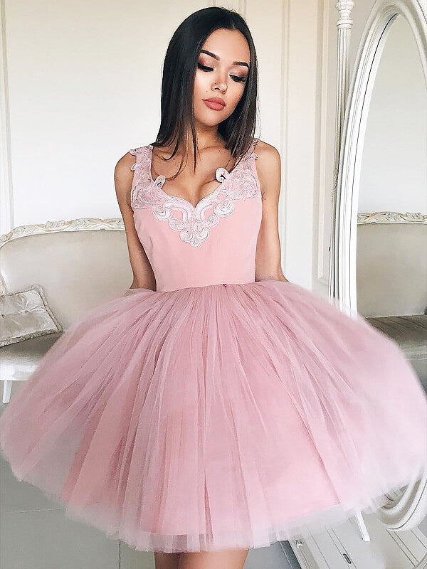 Tulle Ball Gown V Neck Homecoming Dresses Payten Sleeveless Applique Cut Short Mini