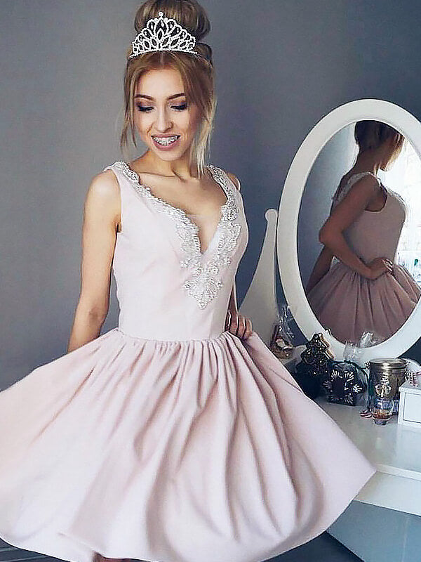 Pale A-Line V Neck Applique Pink Homecoming Dresses Daniella Sleeveless Pleated Cut Short Mini