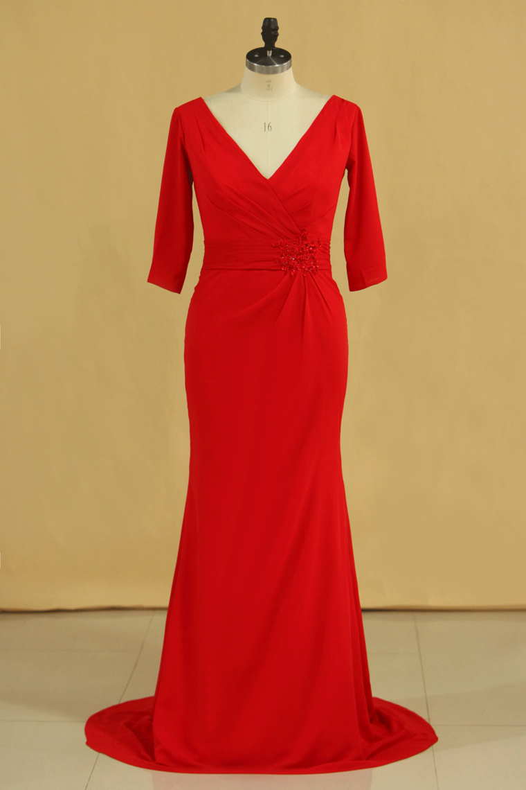 2024 Red Plus Size Mother Of The Bride Dresses V Neck 3/4 Length Sleeve Spandex With Beads Mermaid