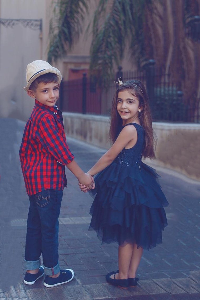 Scoop Tulle With Beads A Line Flower Girl Dresses Tea Length