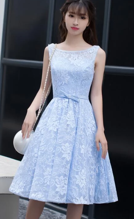 Gillian Lace Homecoming Dresses Light Blue Knee Length Round Neckline Party Dress Charming Blue CD2246