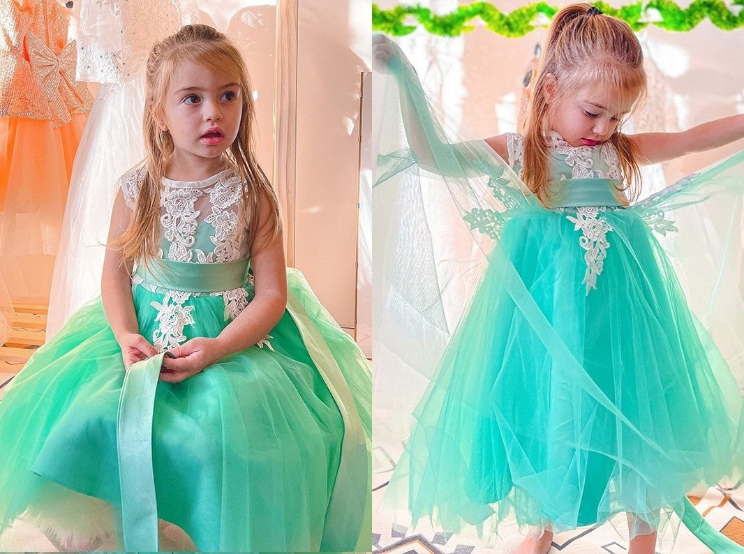 A-Line/Princess Tulle Applique Scoop Sleeveless Knee-Length Flower Girl Dresses DEP0009293