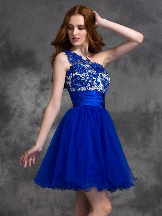 A-line/Princess One-Shoulder Lace Sleeveless Short Satin Dresses DEP0008391