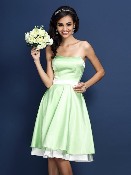 A-Line/Princess Strapless Sleeveless Short Elastic Woven Satin Bridesmaid Dresses DEP0005825