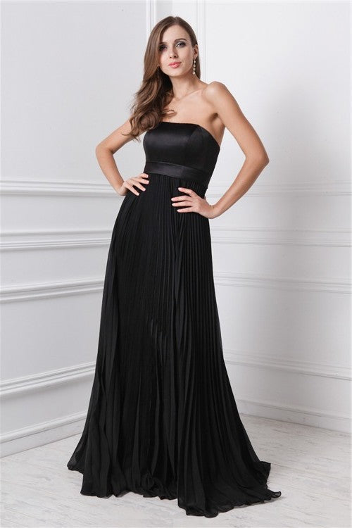 A-Line/Princess Strapless Sleeveless Ruffles Long Chiffon Bridesmaid Dresses DEP0005555