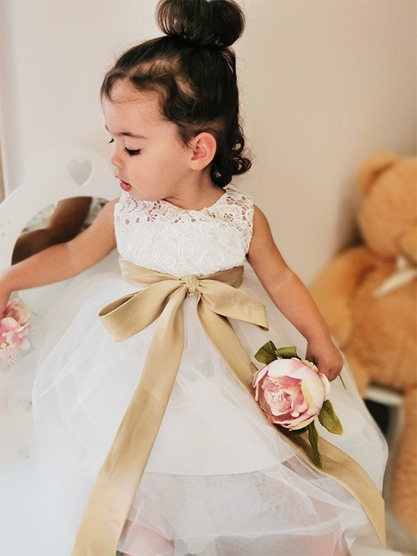 A-Line/Princess Tulle Sash/Ribbon/Belt Scoop Sleeveless Knee-Length Flower Girl Dresses DEP0007546