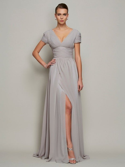 A-Line/Princess V-neck Short Sleeves Long Chiffon Mother of the Bride Dresses DEP0007086