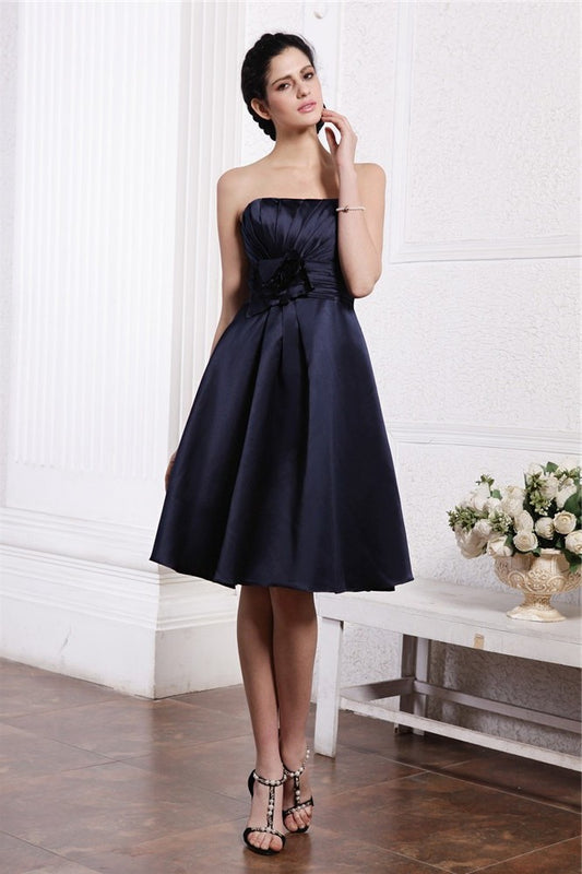 A-Line/Princess Strapless Sleeveless Pleats Hand-Made Flower Short Elastic Woven Satin Bridesmaid Dresses DEP0005843