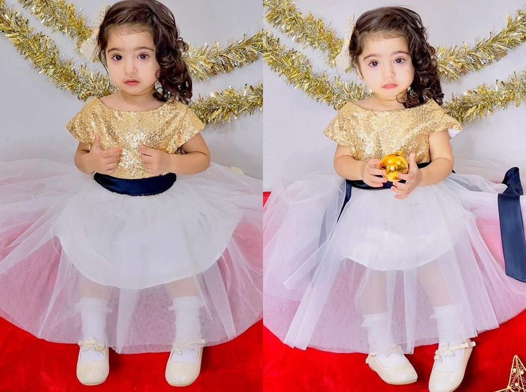 A-Line/Princess Tulle Sequin Scoop Short Sleeves Tea-Length Flower Girl Dresses DEP0009291