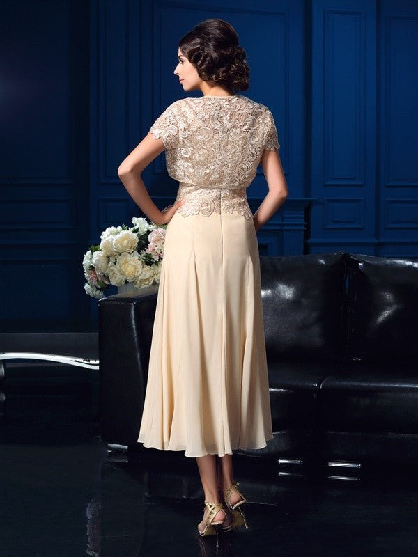 A-Line/Princess Square Applique Sleeveless Short Chiffon Mother of the Bride Dresses DEP0007279