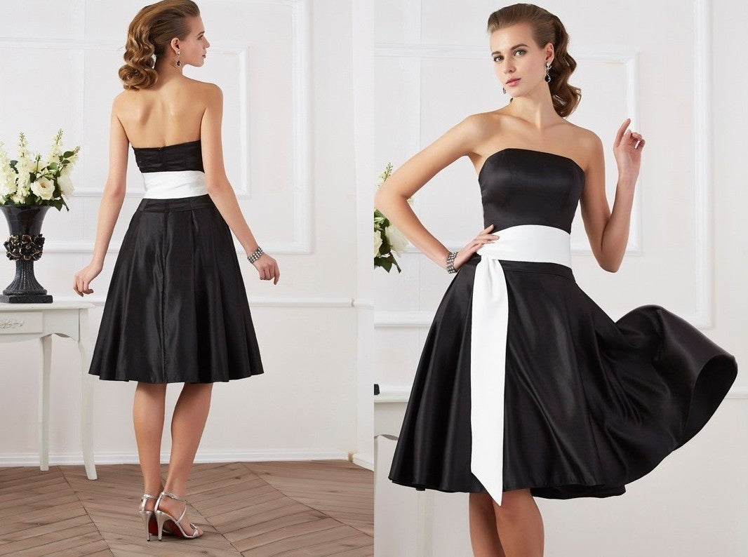 A-Line/Princess Strapless Sleeveless Sash/Ribbon/Belt Short Satin Bridesmaid Dresses DEP0005578