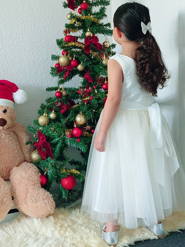 A-Line/Princess Tulle Bowknot V-neck Sleeveless Knee-Length Flower Girl Dresses DEP0009281