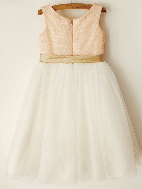 A-Line/Princess Tulle Sash/Ribbon/Belt Sleeveless Scoop Knee-Length Flower Girl Dresses DEP0007870