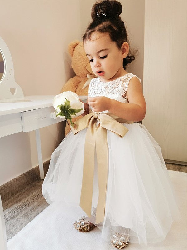 A-Line/Princess Tulle Sash/Ribbon/Belt Scoop Sleeveless Knee-Length Flower Girl Dresses DEP0007546