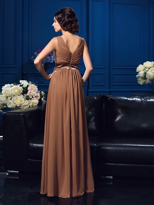 A-Line/Princess V-neck Pleats Sleeveless Long Chiffon Mother of the Bride Dresses DEP0007310